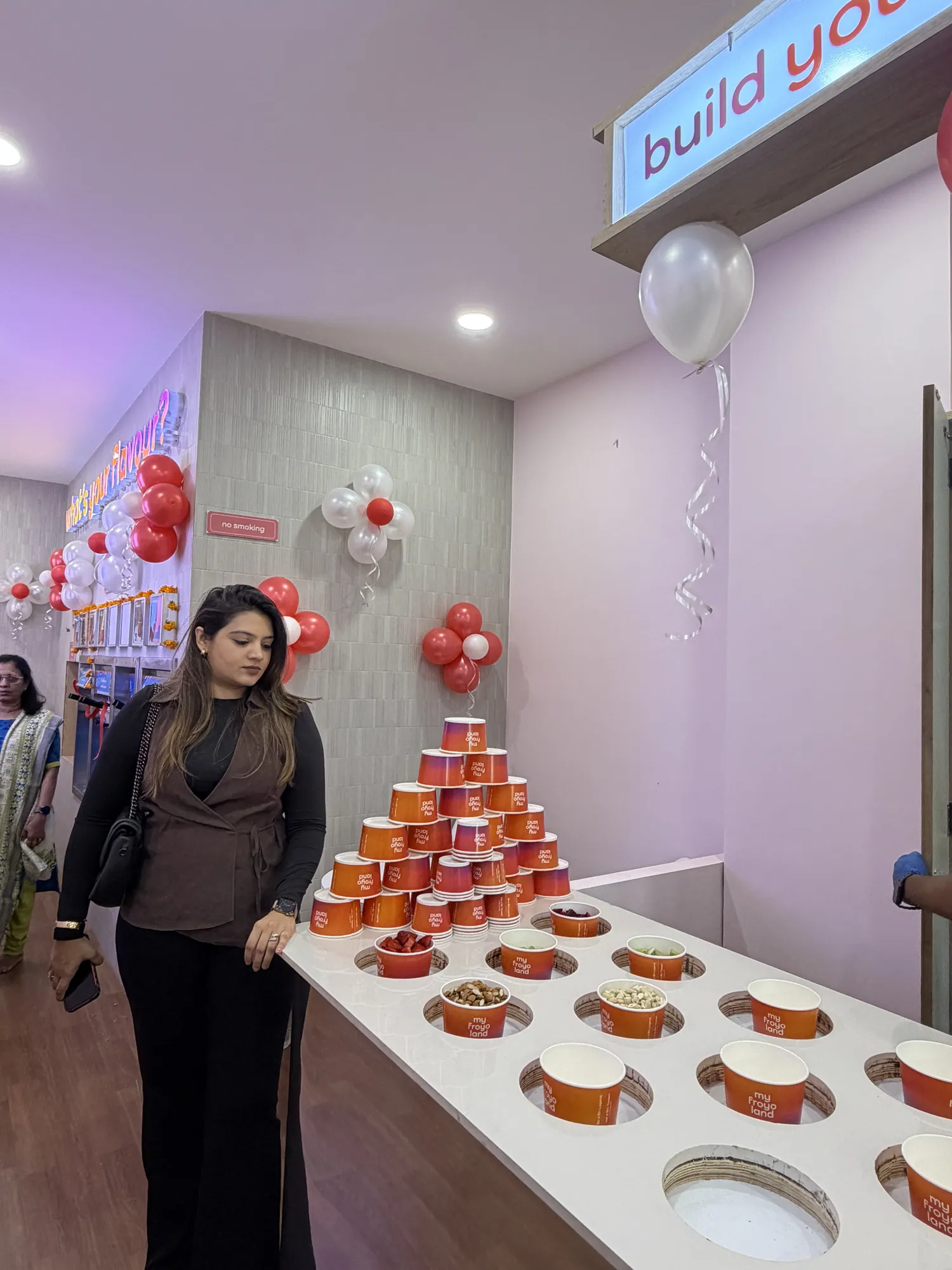 Myfroyoland — Counter launch